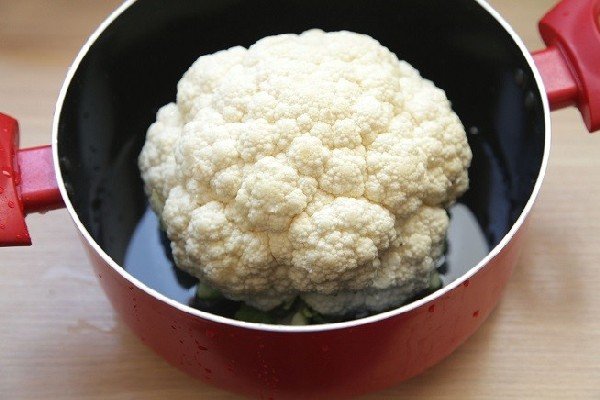 steamed cauliflower