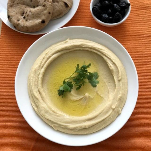 red lentil hummus